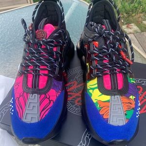 Versace chain reaction size 9 $450